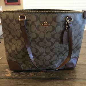 Coach tote purse
